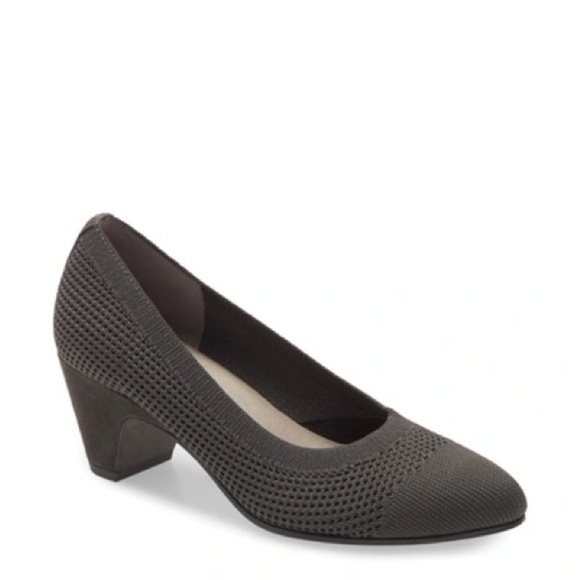 Eileen Fisher Kiss Stretch Sock Knit Pump in Graphite Grey Fabric Size 10 - Picture 10 of 10